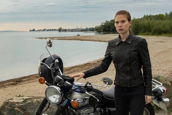 Vraždy u jezera - Tichá voda - Z filmu - Nora von Waldstätten