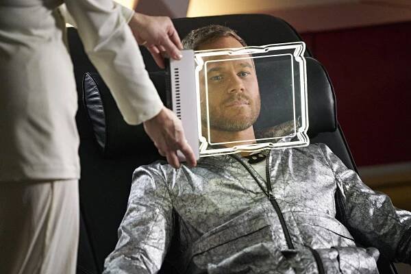 Killjoys: Vesmírní lovci - Kůže na prodej - Z filmu - Aaron Ashmore