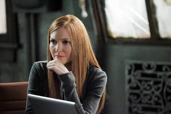 Skandál - Blown Away - Z filmu - Darby Stanchfield