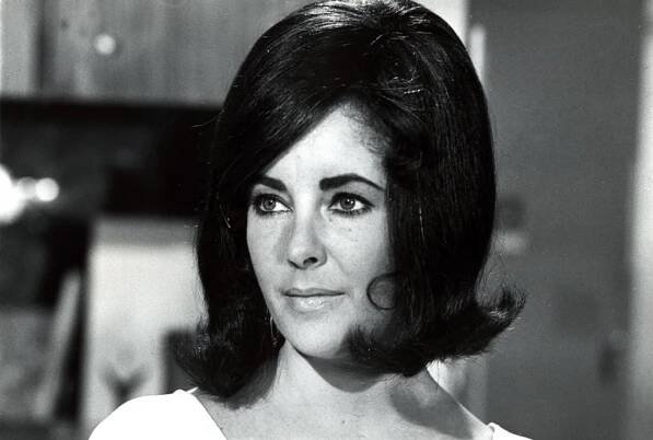 Liz Taylor leží znovu v nemocnici