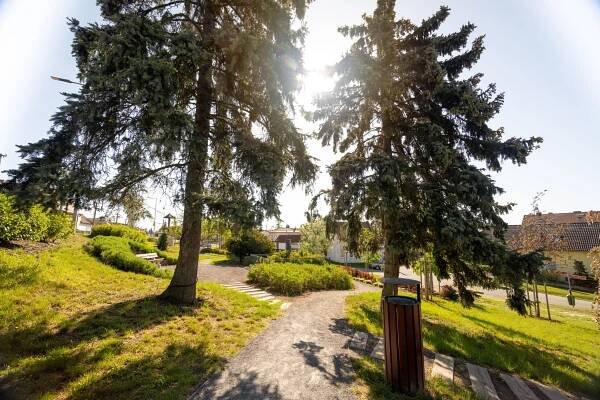 Jarní údržba centrálního parku v obci Předboj dokončena – Předboj.cz