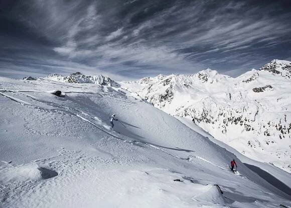 Skifahren Pitztaler Gletscher Skiing Pitztal Glacier TVB Pitztal Daniel Zangerl Sankt Leonhard im Pitztal quer