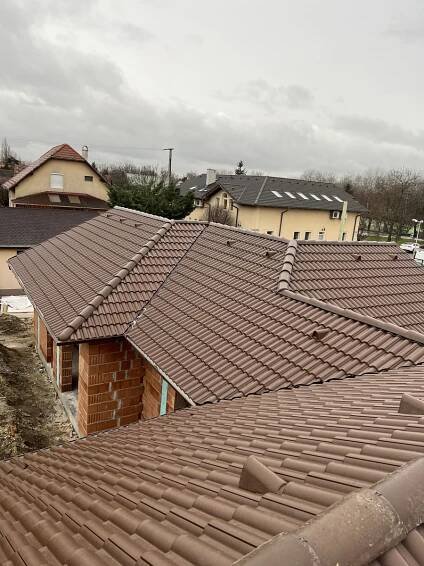Tetőfedés – A tetőket egy életre készítjük, gyorsan, szakszerűen ,garanciával.