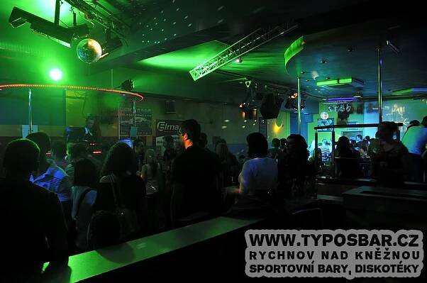 MUSIC CLUB TYPOS 5.4.2013 - RNB NIGHT - DJ´S VERONIKA ŠTĚPÁNKOVÁ A OTTO ŠABART