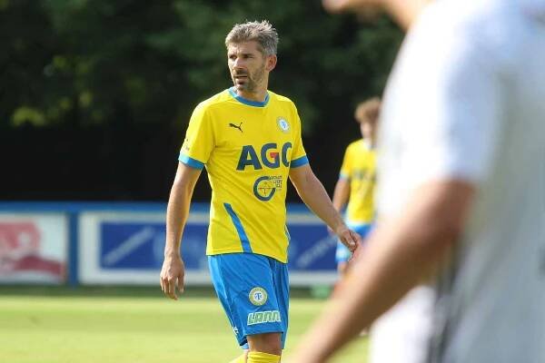 Fotbalista Jan Rezek při zápase rezervy FK Teplice