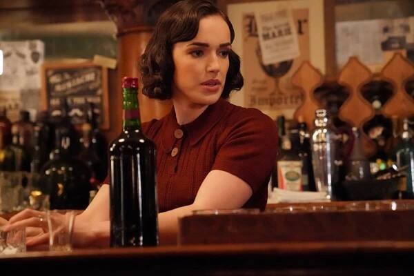 Agenti S.H.I.E.L.D. - Znát svou cibuli - Z filmu - Elizabeth Henstridge