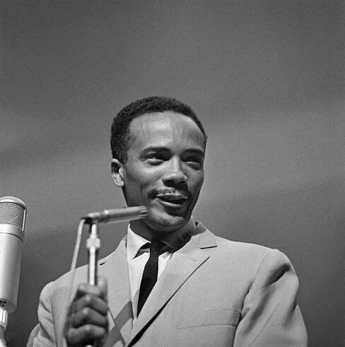 Zemřel Quincy Jones. Hrál i na slavných deskách Jacksona či Sinarty - Minutové zprávy 