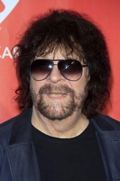 Jeff Lynne at arrivals for 2017 MusiCares Person of the Year Gala, Los Angeles Convention Center, Los Angeles, CA February 10, 2017. Photo By: Priscilla Grant/Everett Collection