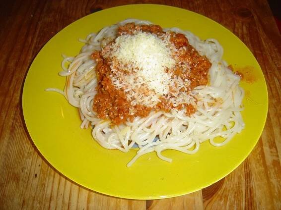 Špagety s mletým masem a rajčatovou omáčkou - recept na Kuchařka - Recepty