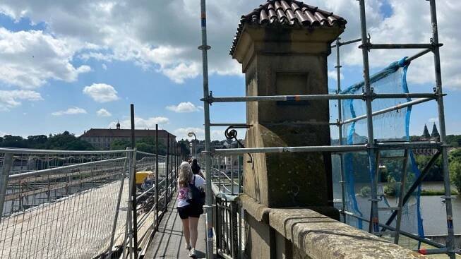 V Roudnici nad Labem pokračují práce na opravě mostu Ervína Špindlera | foto: Lucie Heyzlová,  Český rozhlas
