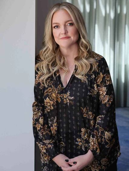 Colleen Hoover
