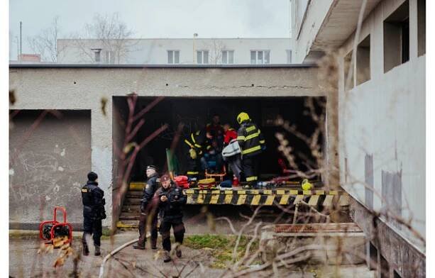 V bývalém komplexu Merkur v Havířově vypukl požár, jeden člověk se nadýchal kouře