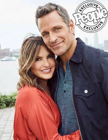 Peter Hermann Recalls the Moment He Knew He Wanted to Marry Mariska Hargitay