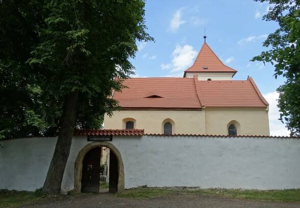 Fotografie - Srbice,kostel sv.Víta. - 22.06.2014