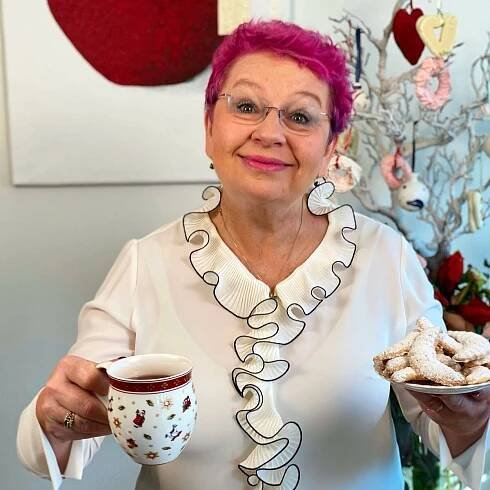 Cukroví Mirky van Gils Slavíkové: Slavnostní kaštanový dort i kokosové řezy!