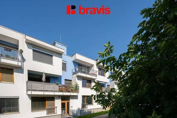 Prodej bytu 2+kk, ulice Jezerůvky, Brno - Řečkovice, terasa, klidná lokalita - BRAVIS REALITY, s.r.o.