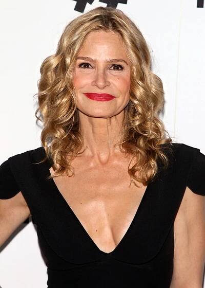 1372101919_kyra sedgwick 560