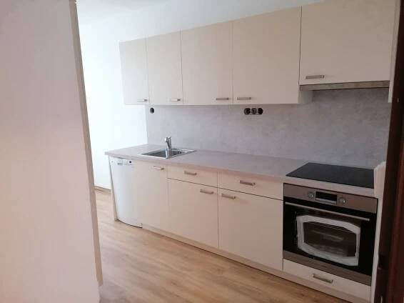 Pronájem bytu 3+1 • 80 m2 bez realitky
