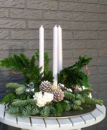 Christmas Floral Arrangements with Candles
