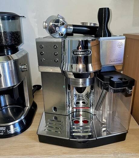Pákový kávovar Delonghi EC850.M - Brno