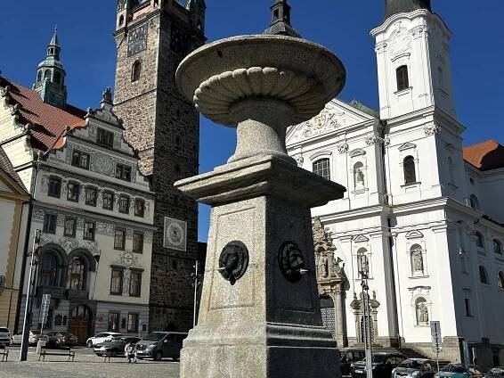 Kašna na klatovském náměstí vytryskne příští týden, chystá se novinka