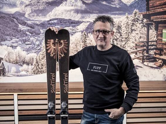 Bodenleger und Tischlerei Pupp in St. Georgen bei Bruneck, wir lieben Holz - Holzböden Tischlerei Bodenleger Bruneck St