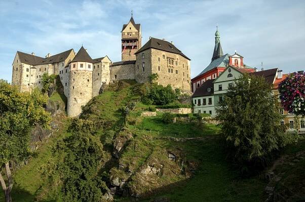Hrad Loket - www.dnesnivylet.cz Tip na výlet pro celou rodinu.