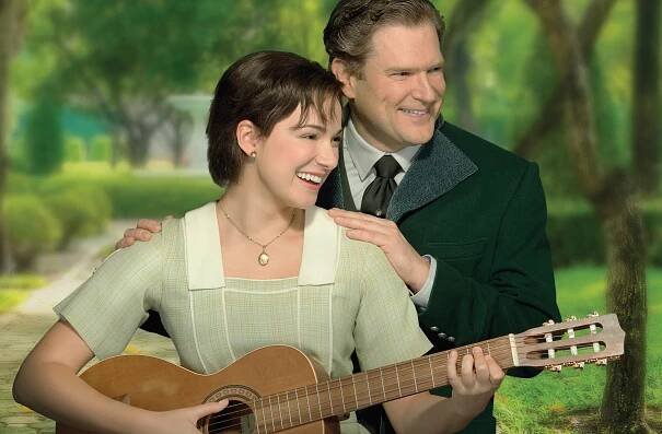 Stephanie Rothenberg, Ben Carlson. Photography by Don Dixon.