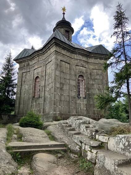 Фотогалерея • Parkoviště Hvězda (Парковка для посетителей и туристов) • Mapy.com