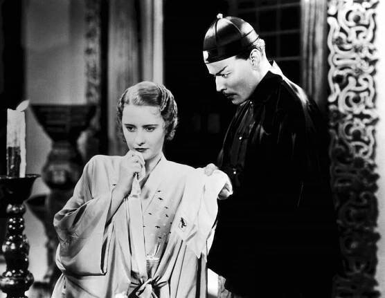 Vášeň generála Yena - Z filmu - Barbara Stanwyck, Nils Asther