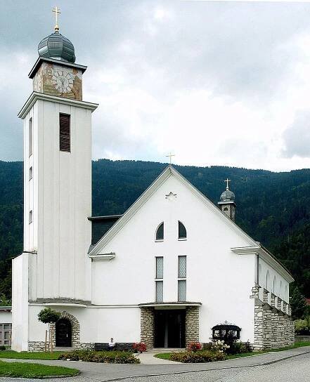 Soubor:Steindorf Bodensdorf Pfarrkirche Heiliger Josef 12082007 01.jpg