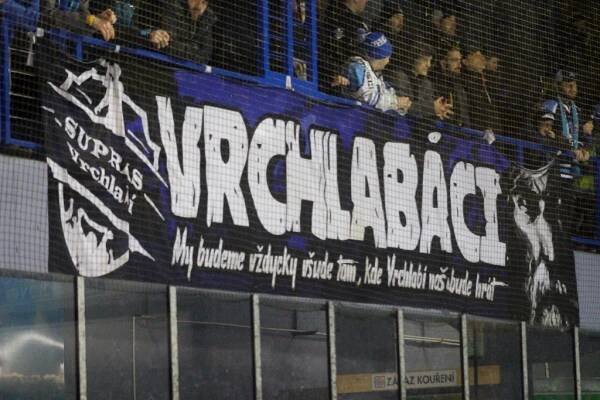 Výprava do Krkonoš hráčům Tábora zisk nepřinesla, poprvé v sezoně slaví Vrchlabí | HCTábor.com oficiální stránky hokejového