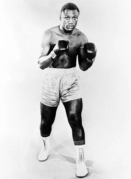 Boxer Joe Frazier měl s Alim rozporuplný vztah, ten vyvrcholil hororem v Manile