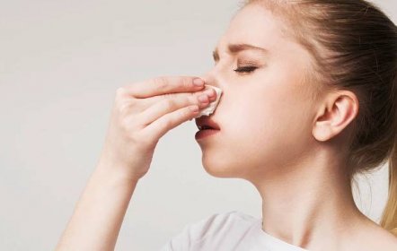 Možné příčiny strupů v nose