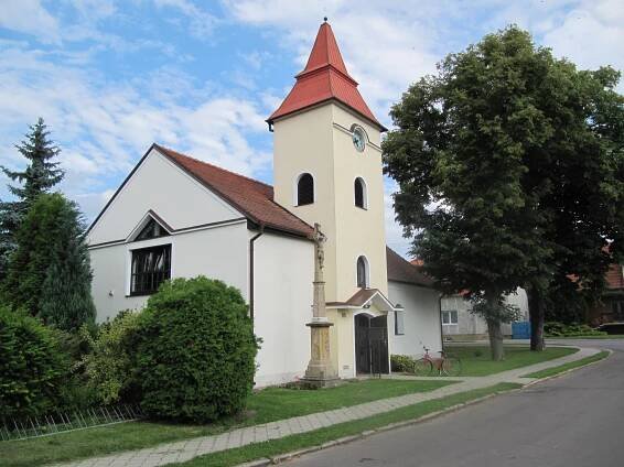 Soubor:Kněžpole, kostel.jpg – Wikipedie