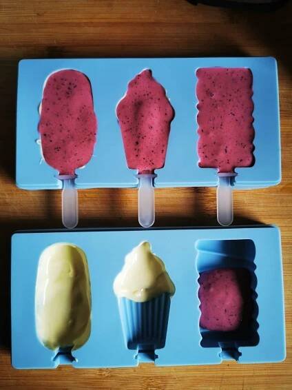 Joghurt-Beeren Eis