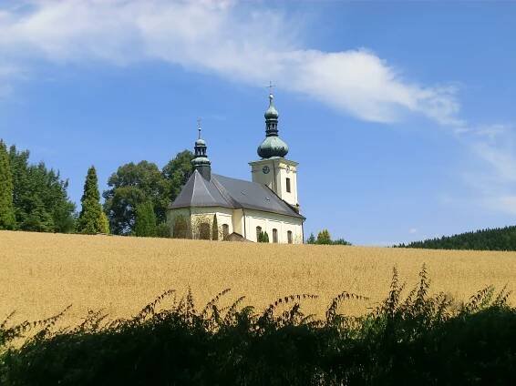 Soubor:Mříčná, kostel 7.JPG