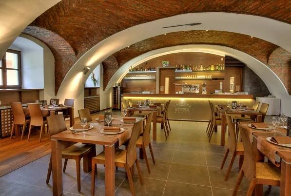 Restaurace - Zámecká sýpka Blansko - hotel a restaurace nedaleko Brna