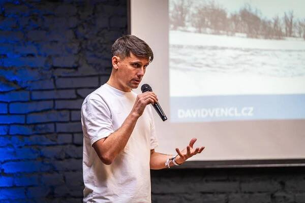 Na další Cidre Therapy zavítá David Vencl