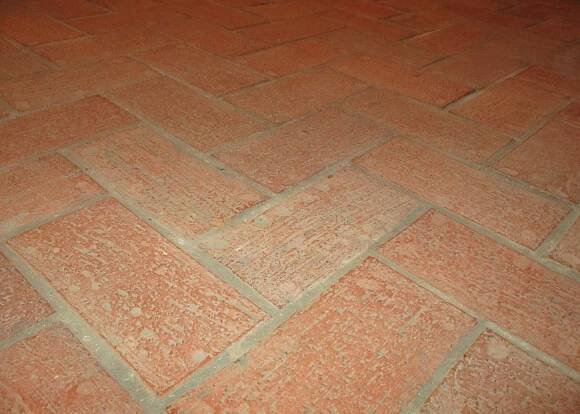 Dlažba Cotto rozměr 250x160x30 mm