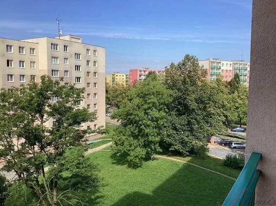 Prodej družstevního bytu 2+1 s balkonem na ul. Dlouhá třída v Havířově, 2 111 000 Kč