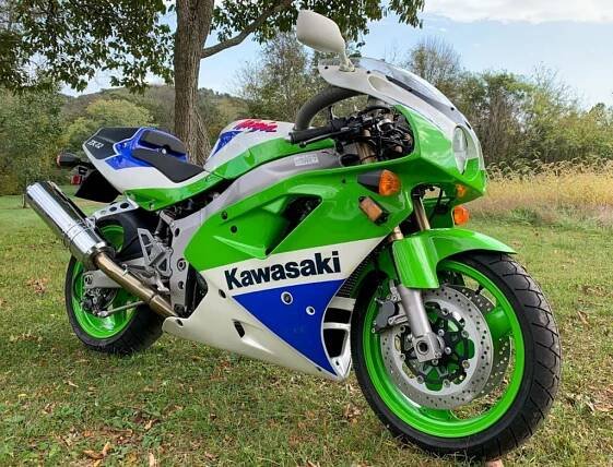 1992 Kawasaki ZX-7R With 1 Mile