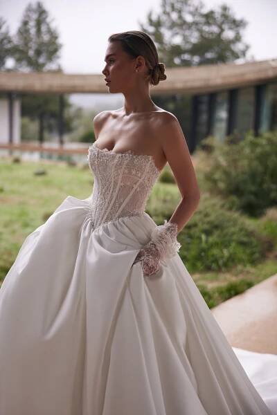 Bride 5743