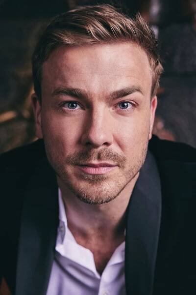 Albrecht Schuch - NILS SCHWARZ PHOTOGRAPHY