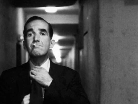 Edward R. Murrow: The World on His Back