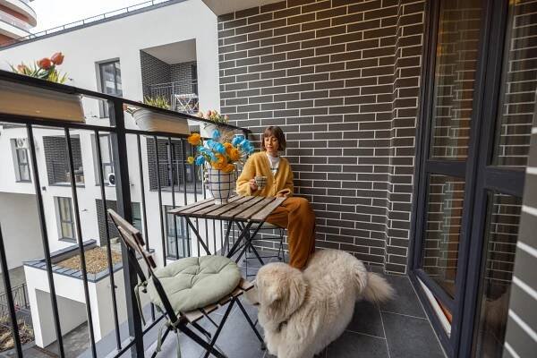 Tři tipy pro pohodlí a bezpečí na balkonech a terasách