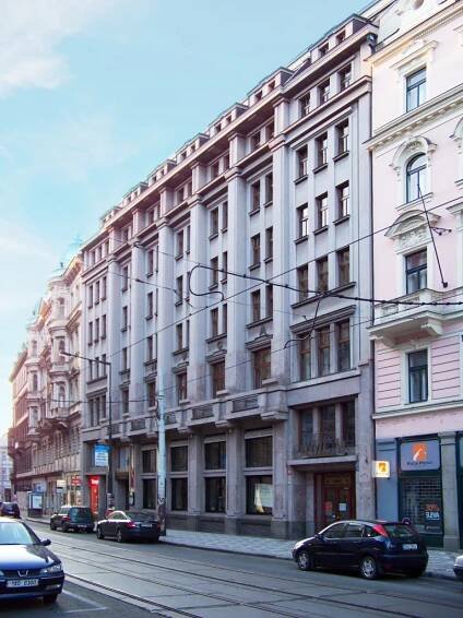 Obr. 10 Palác YMCA Praha, Na Poříčí 12, 1925, architekt Eduard Hnilička (1887–1967), foto: Ondřej Kořínek, 2012, CC BY-SA 3.0