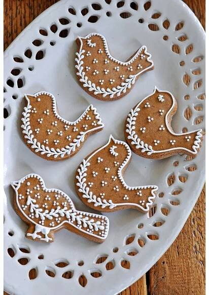 Pin by Jolana Bartoníčková on Perníčky | Royal iced cookies, Iced cookies, Easter cookies