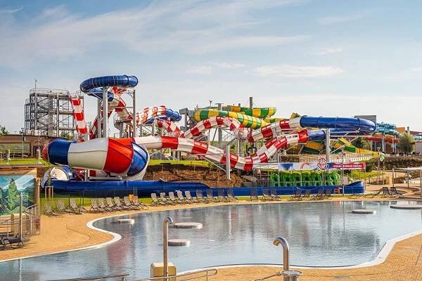 Nový rodinný tobogán, 2x větší areál, to je léto v Aqualandu Moravia | Vyletnik.cz