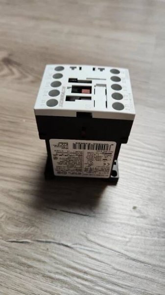 Stykač Schrack LSDD1223, 3Faze, 5.5kW, 400V - Elektronika